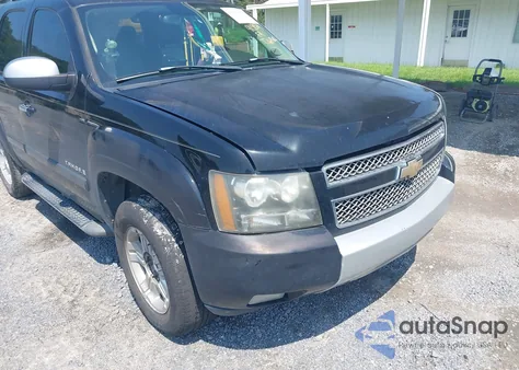 2007 Chevrolet Tahoe Lt z USA, uszkodzony, nr VIN 1GNFC13067R411452